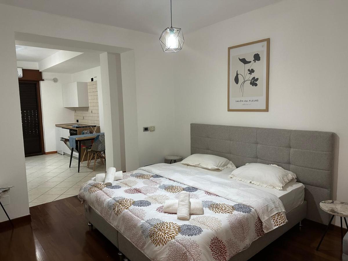 City Center Shkodra B&B Extérieur photo