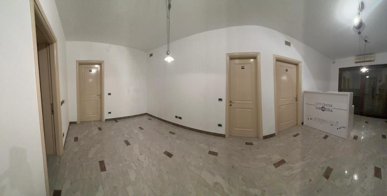 City Center Shkodra B&B Extérieur photo